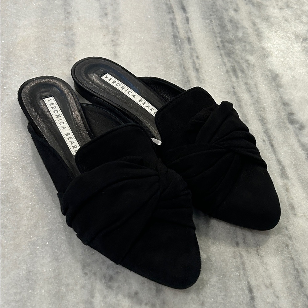Veronica Beard Suede Black Slip On Mules sz 38.5 / 8